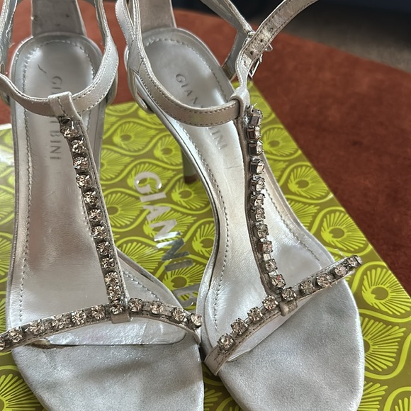 Gianni Bini Formal Silver Shoes - Picture 4 of 10